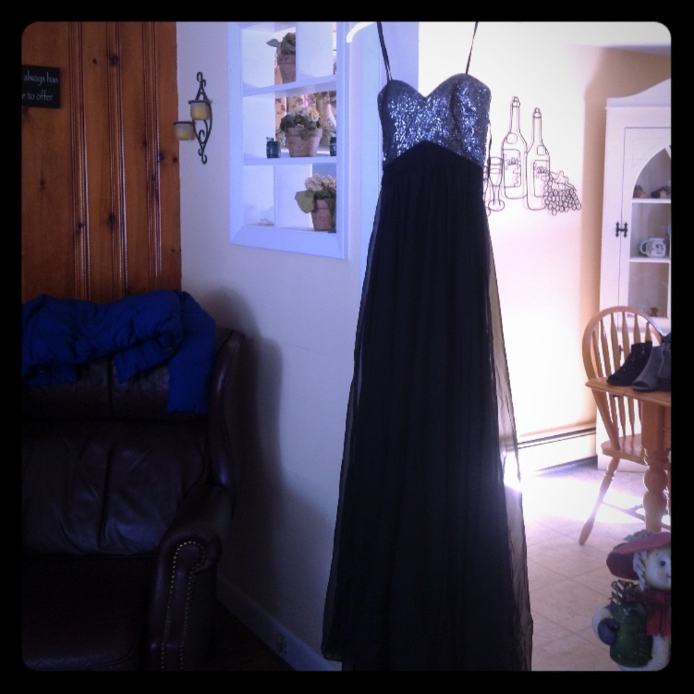 Prom dress size 6 NWT